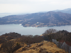 海の先に見えるのは、牡鹿半島の先端です。