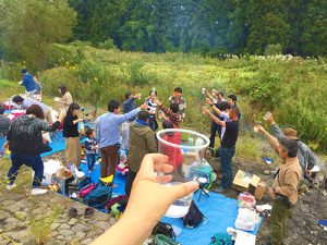 宮城県といえば「芋煮会」。盛大に行います。